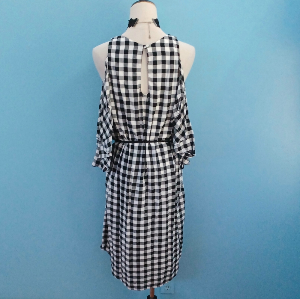💙NEW!Karen Kane M or XL cold shoulder dress - Picture 5 of 9